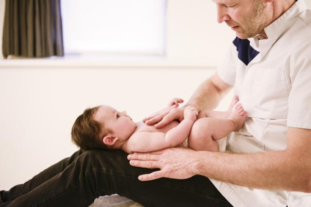 Osteopathie bij baby’s Ruiselede Groepspraktijk In Balans